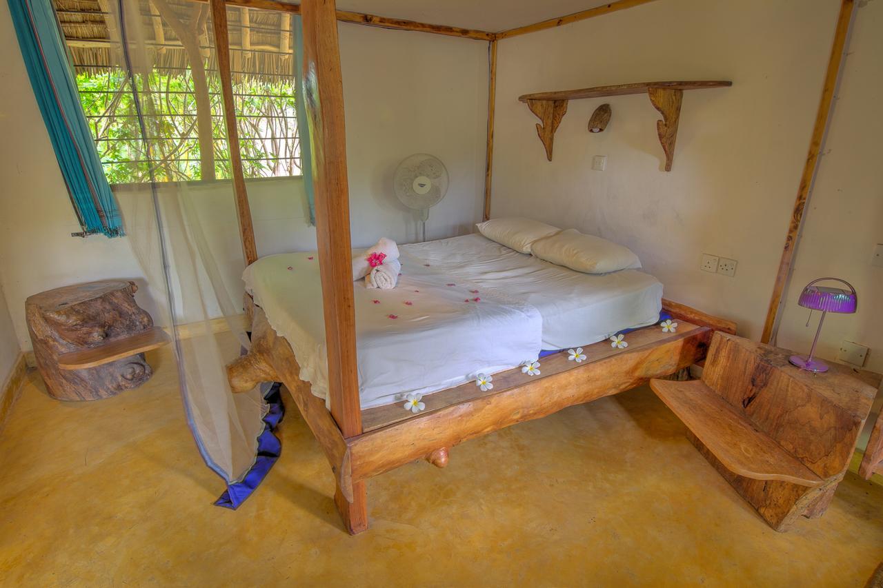 Distant Relatives Ecolodge & Backpackers Kilifi Εξωτερικό φωτογραφία