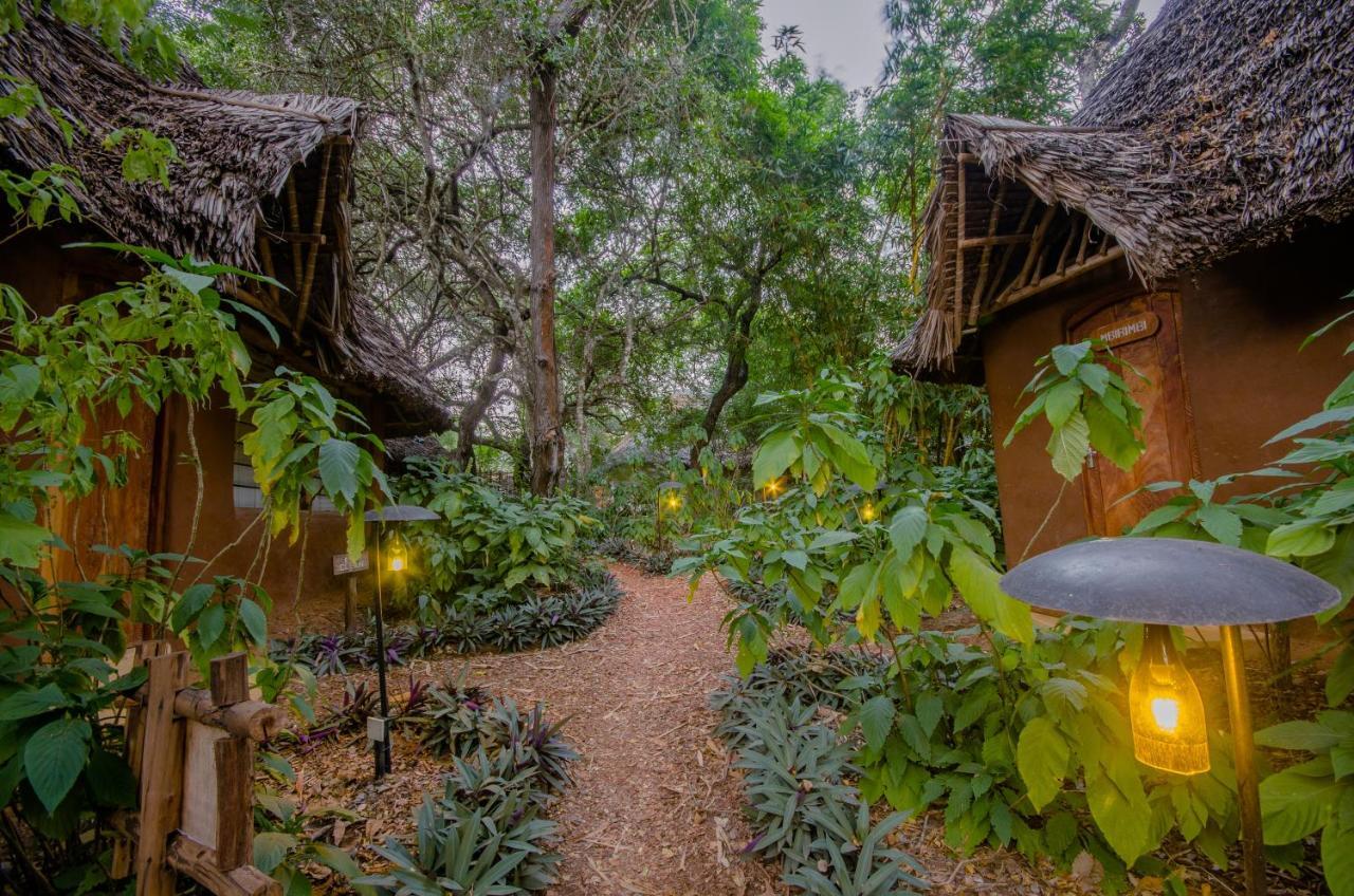 Distant Relatives Ecolodge & Backpackers Kilifi Εξωτερικό φωτογραφία